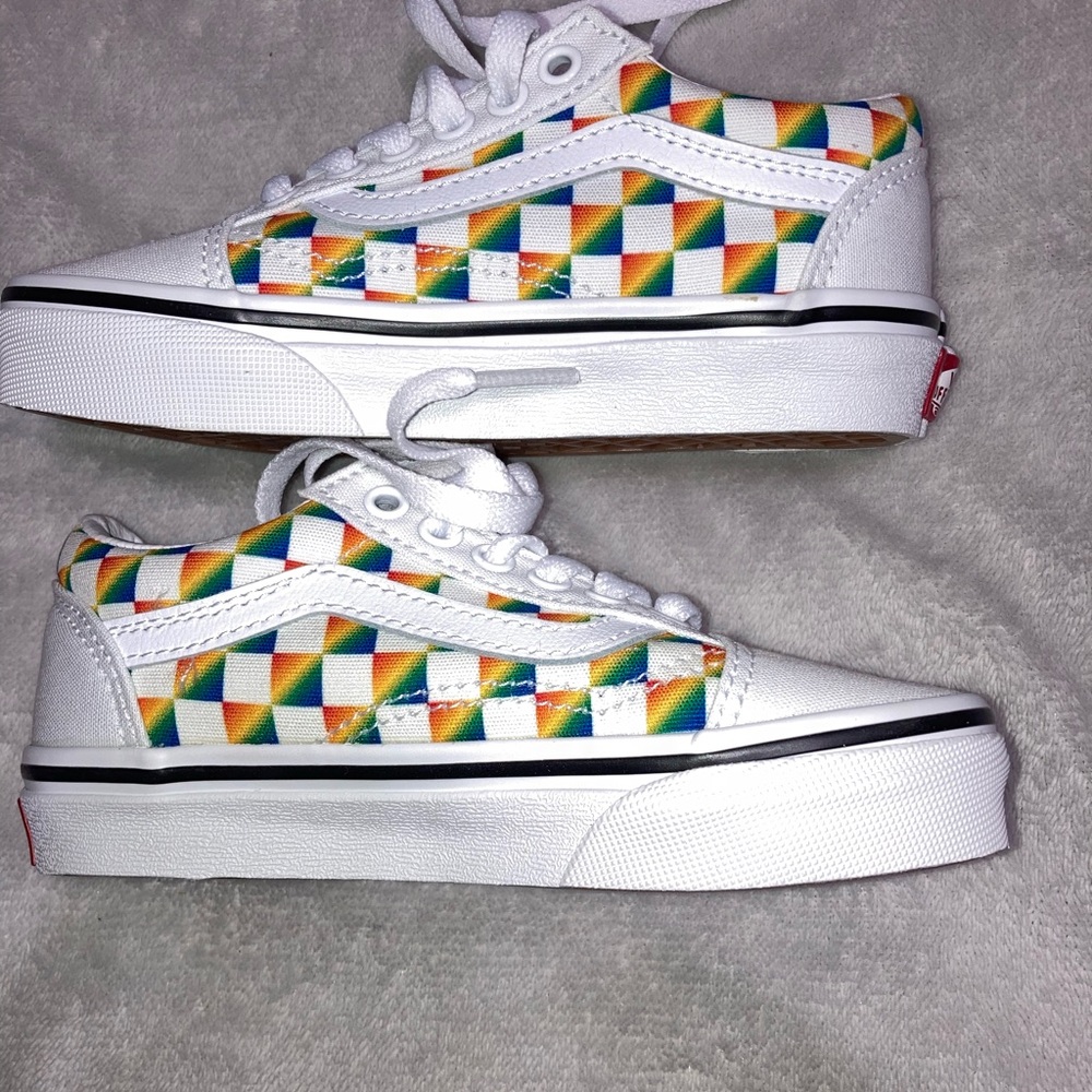 Vans Shoes NEW!! ❤️🌈🩵 - Picture 5 of 6